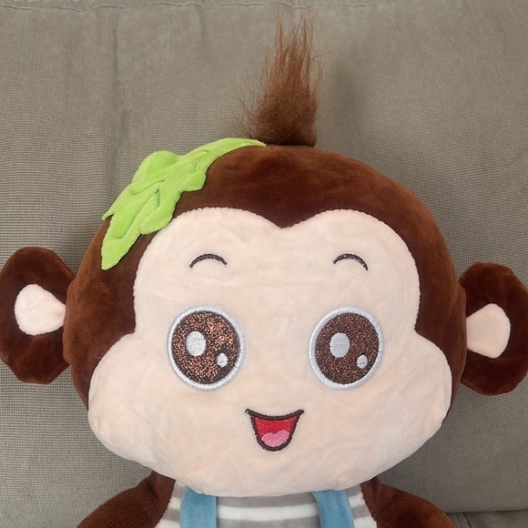 Toy - Picture 2 of 3